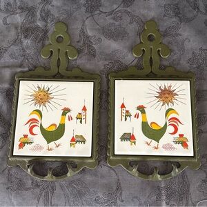 Vintage Olive Dark Green Cast Iron MCM Trivet